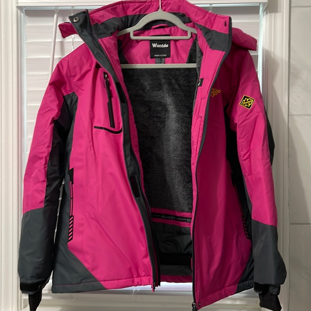 Brand New Beautiful Ski Jacket